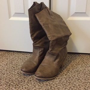 Brown boots